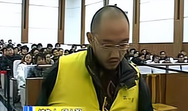 他给妻子下毒两年看她挣扎着慢慢死去凯发赛事合作岳父全力扶持女婿上位后(图1)